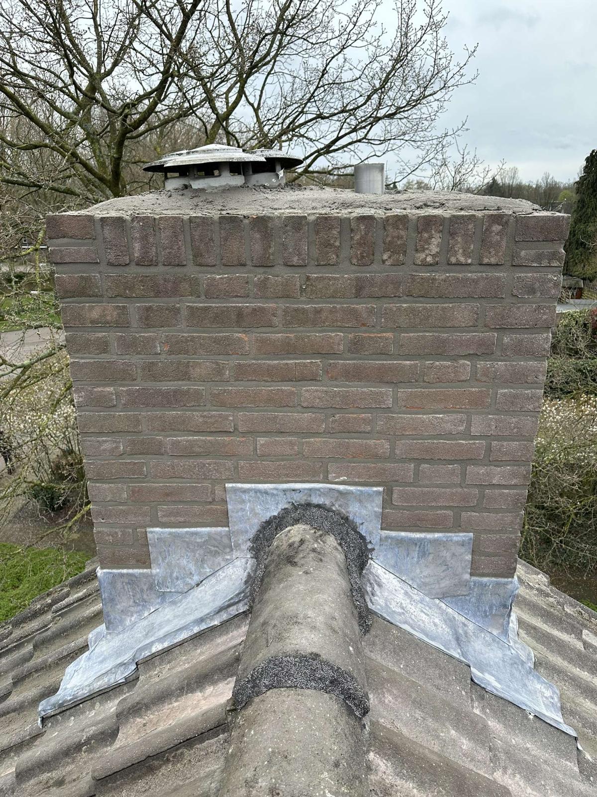 Loodwerk schoorsteen